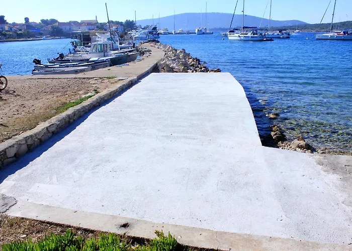 By The Sea Ilovik, Losinj - 8069 Lägenhet *